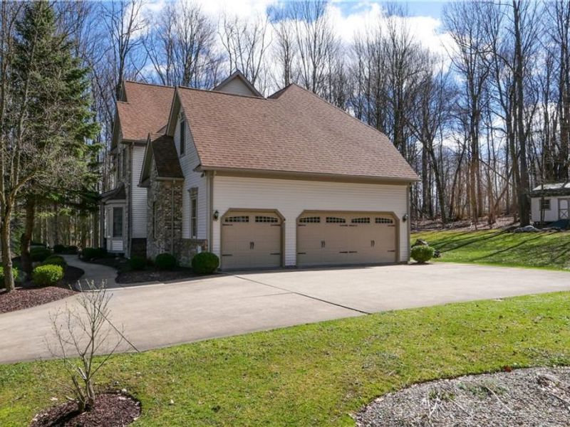 11779 Derbyshire Lane, Chagrin Falls, OH 44023 Photo 41