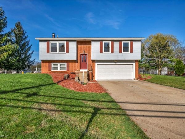 4795 Fishcreek Road , Stow, OH 44224