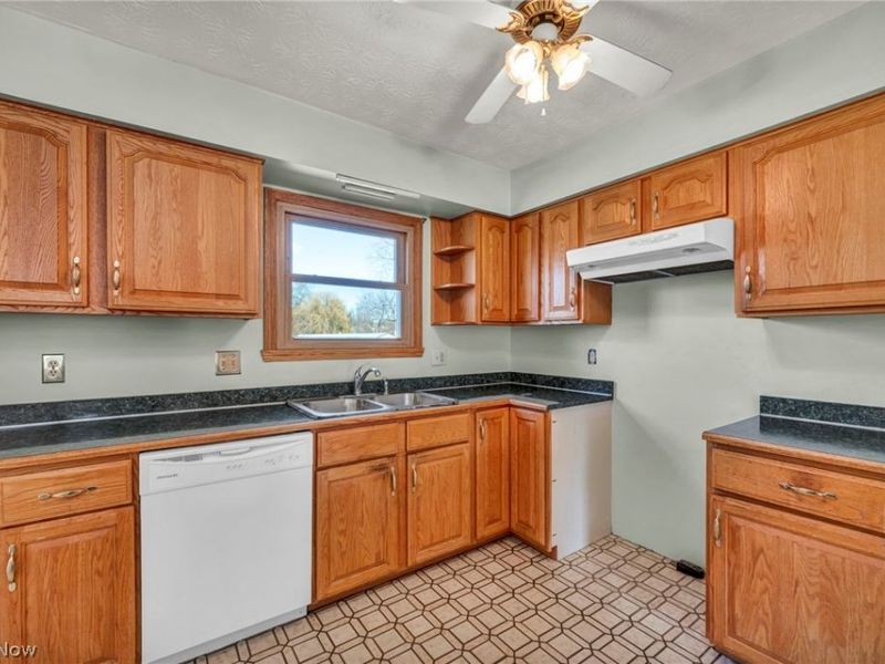 4795 Fishcreek Road, Stow, OH 44224 Photo 9