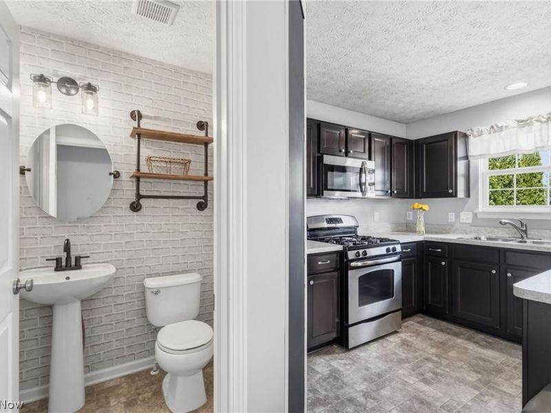 6258 Dogwood Lane, North Ridgeville, OH 44039 Photo 11