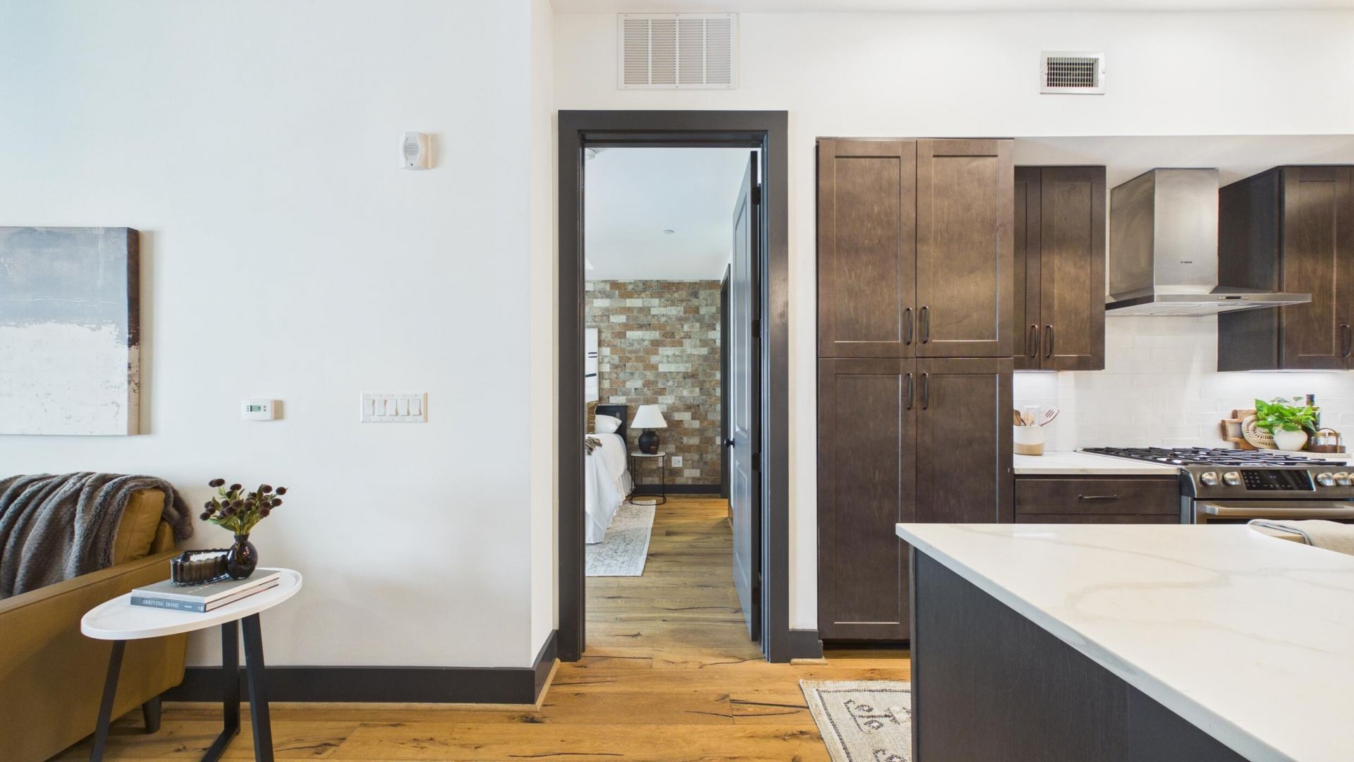 5 Gadsdenboro Street Photo 12