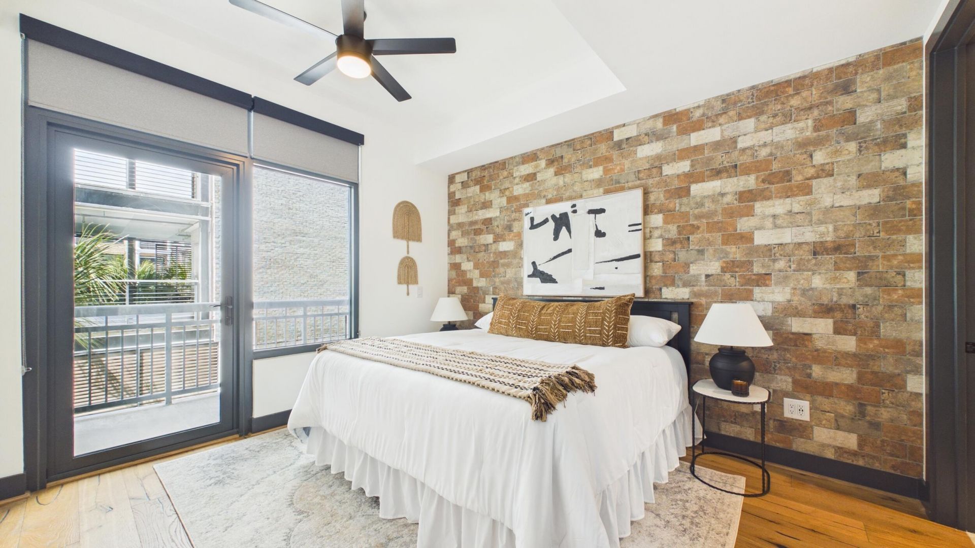 5 Gadsdenboro Street Photo 13