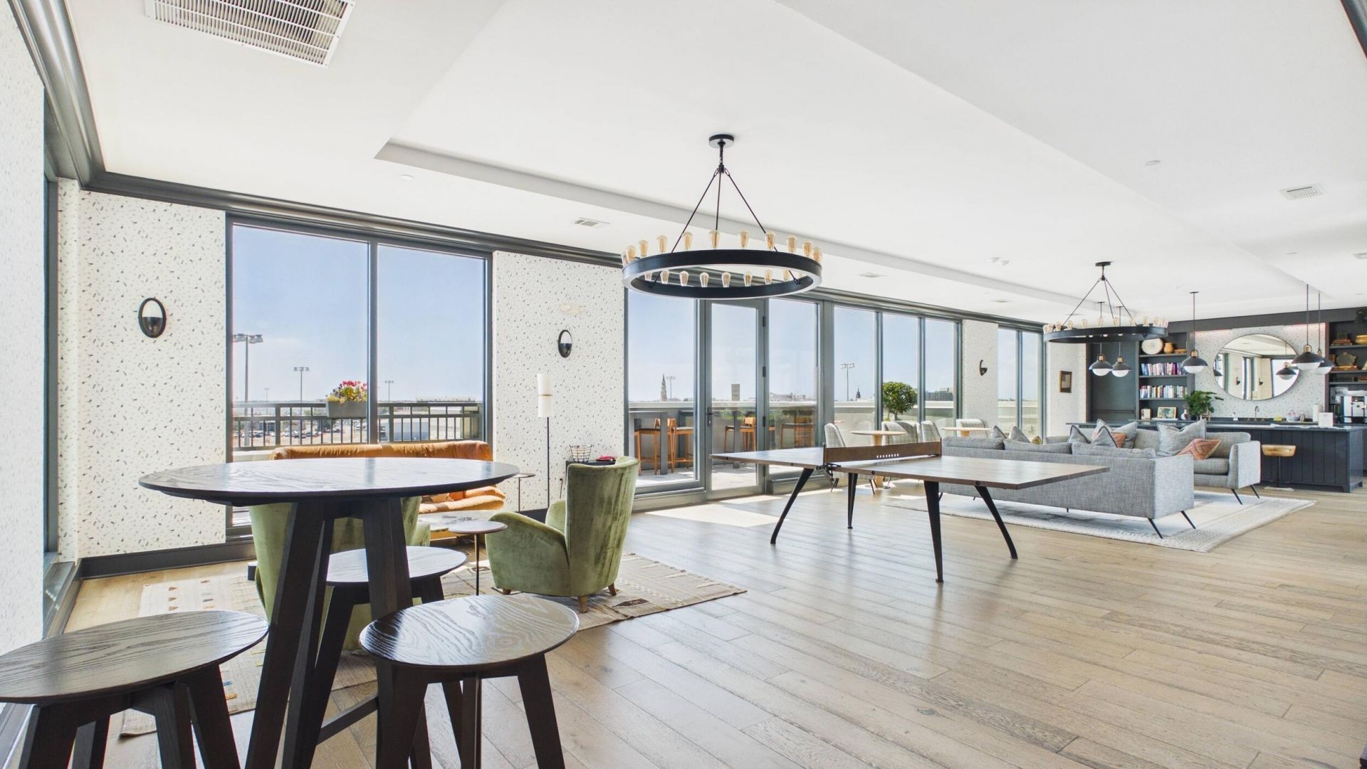 5 Gadsdenboro Street Photo 27