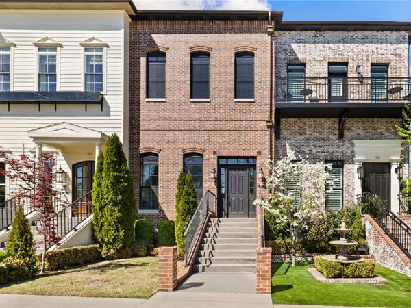 517 SE 6th Street, Bentonville, AR 72712