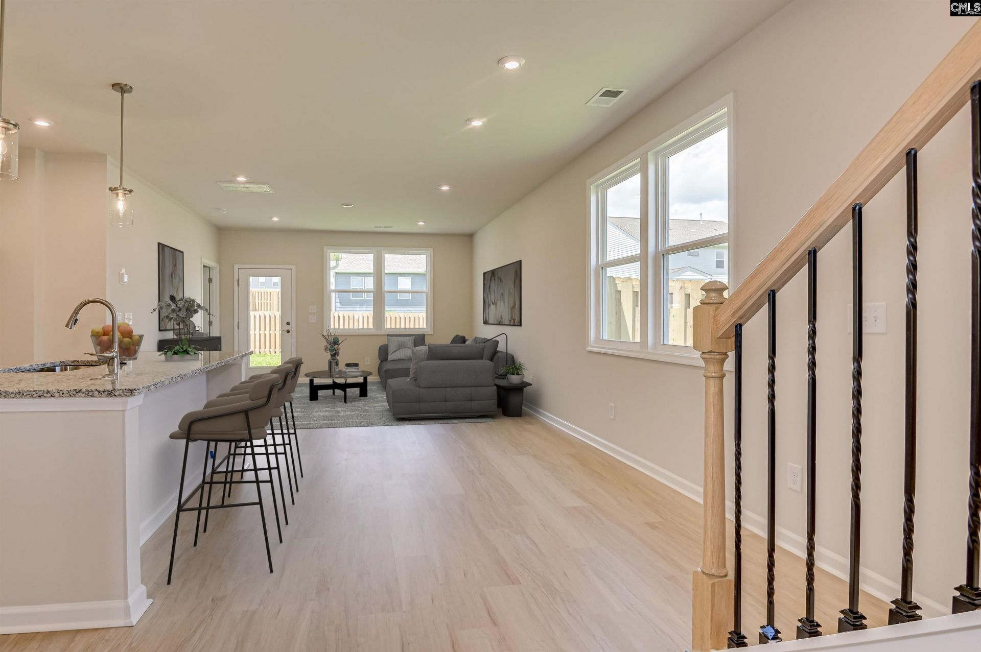 838 Huxley Lane  Photo 9