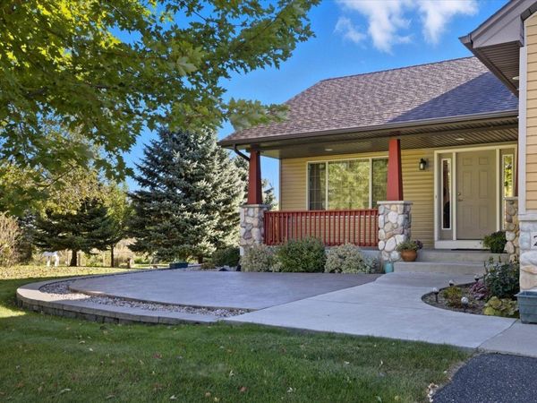 21331 Queen Court NW, Elk River, MN 55330