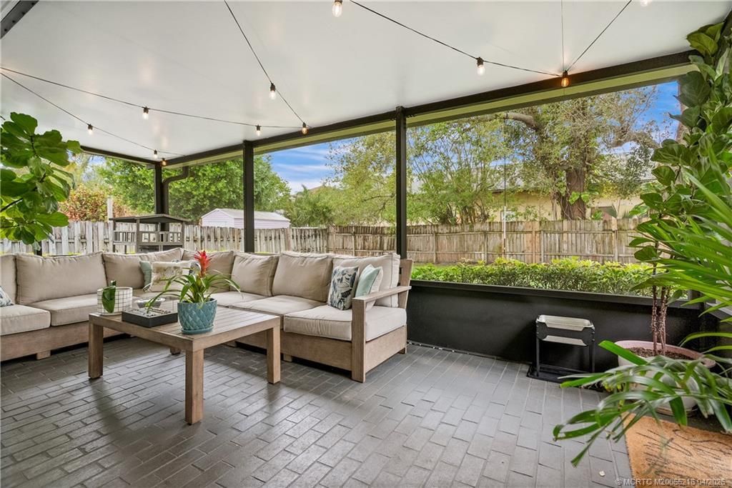 1003 NW 16th Place, Stuart, FL 34994 Photo