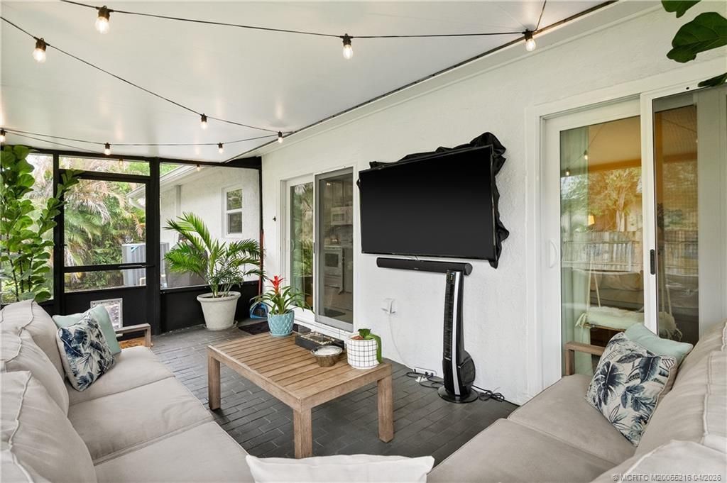 1003 NW 16th Place, Stuart, FL 34994 Photo