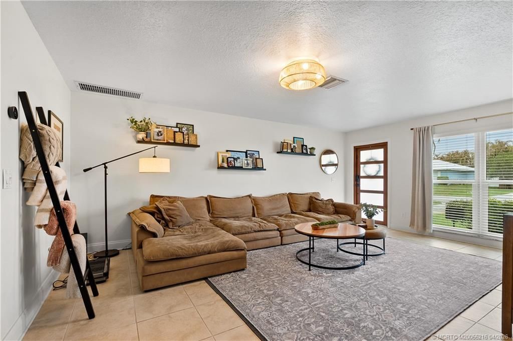 1003 NW 16th Place, Stuart, FL 34994 Photo