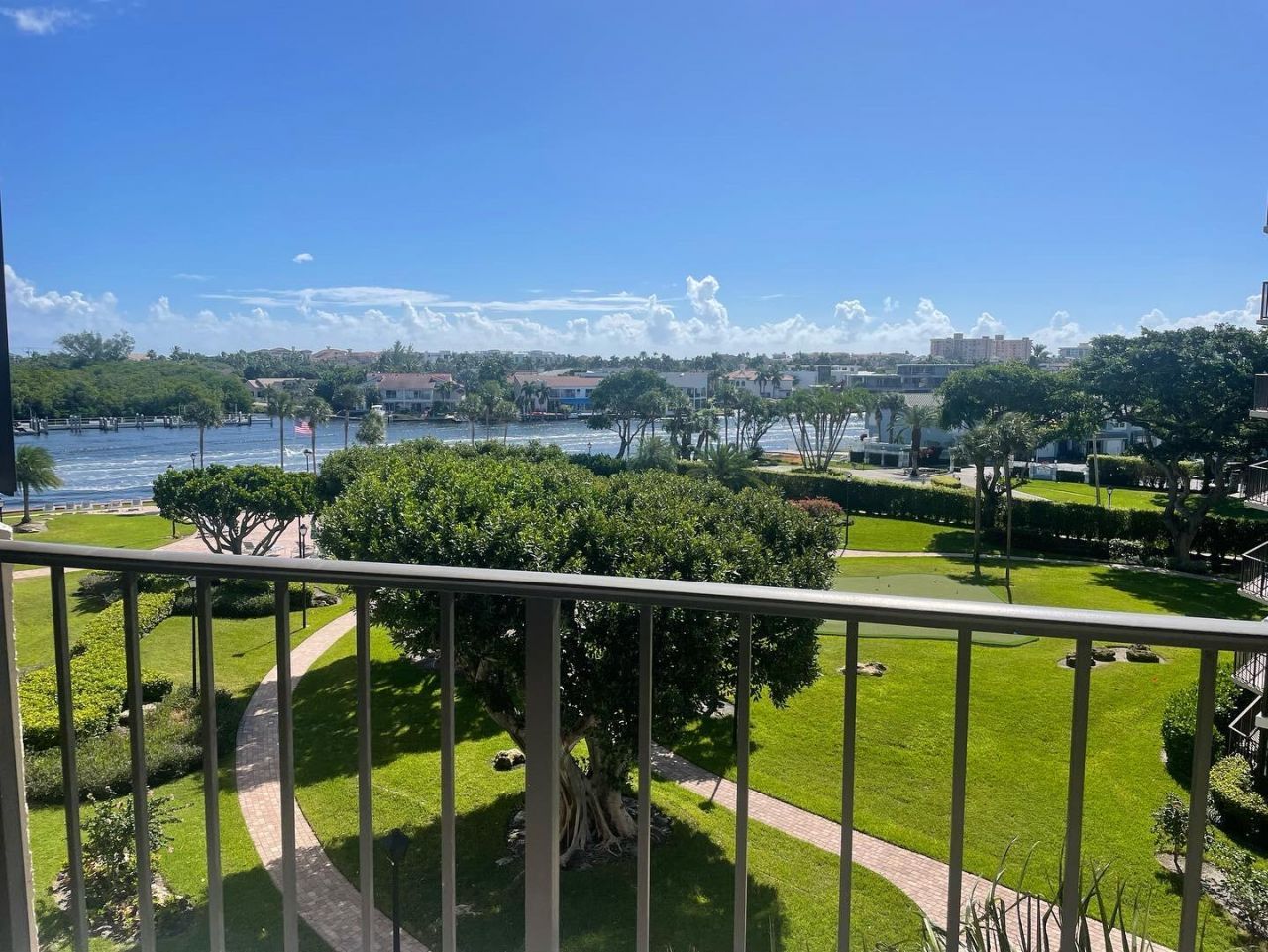 899 Jeffery Street, Unit 503, Boca Raton, FL 33487 Photo