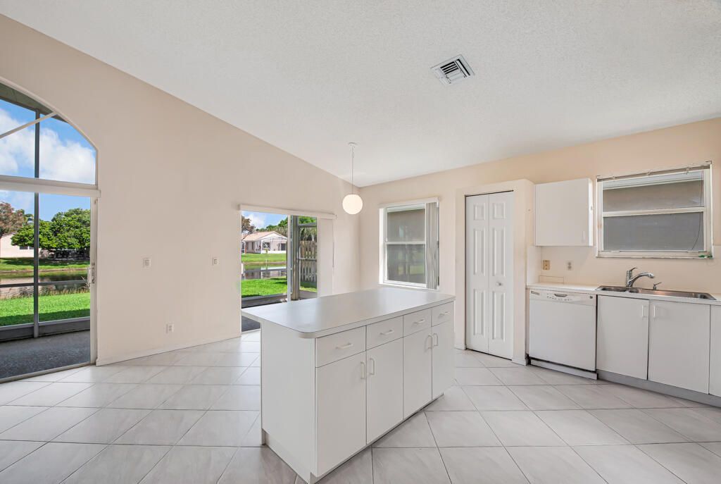 9512 Honeybell Circle, Boynton Beach, FL 33437 Photo