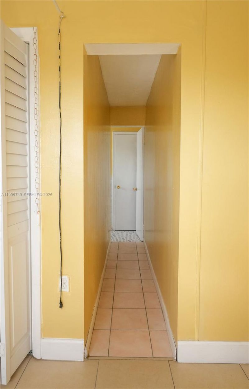 7193-7195 Pembroke Rd , Pembroke Pines, FL 33023 Photo