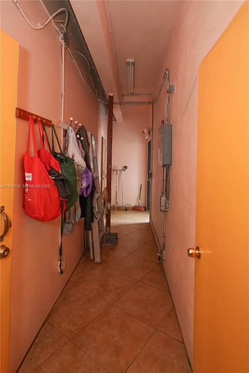 7193-7195 Pembroke Rd , Pembroke Pines, FL 33023 Photo