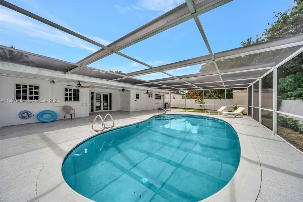 15010 NE 7th Ave, Miami, FL 33161 Photo