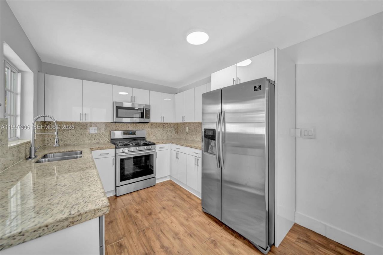 15010 NE 7th Ave, Miami, FL 33161 Photo