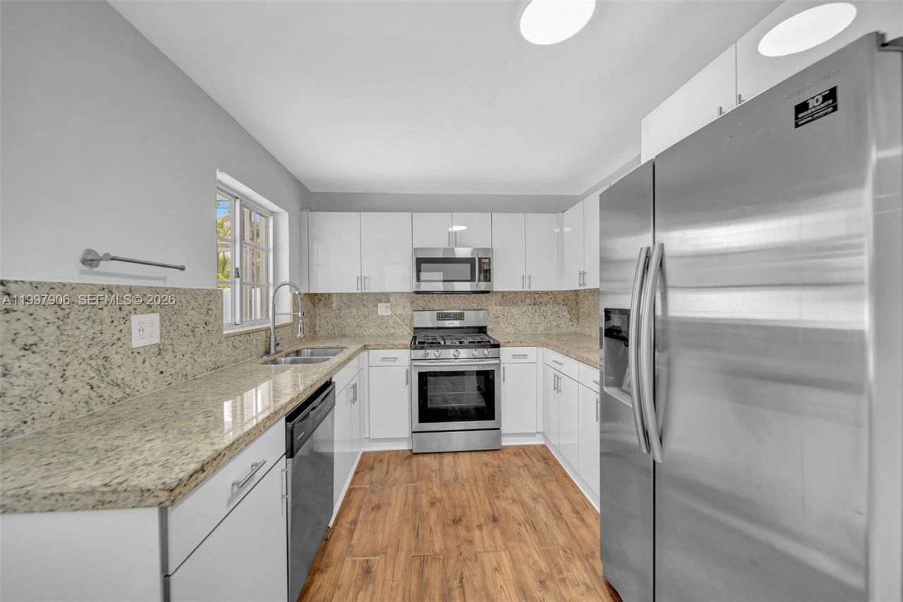 15010 NE 7th Ave, Miami, FL 33161 Photo