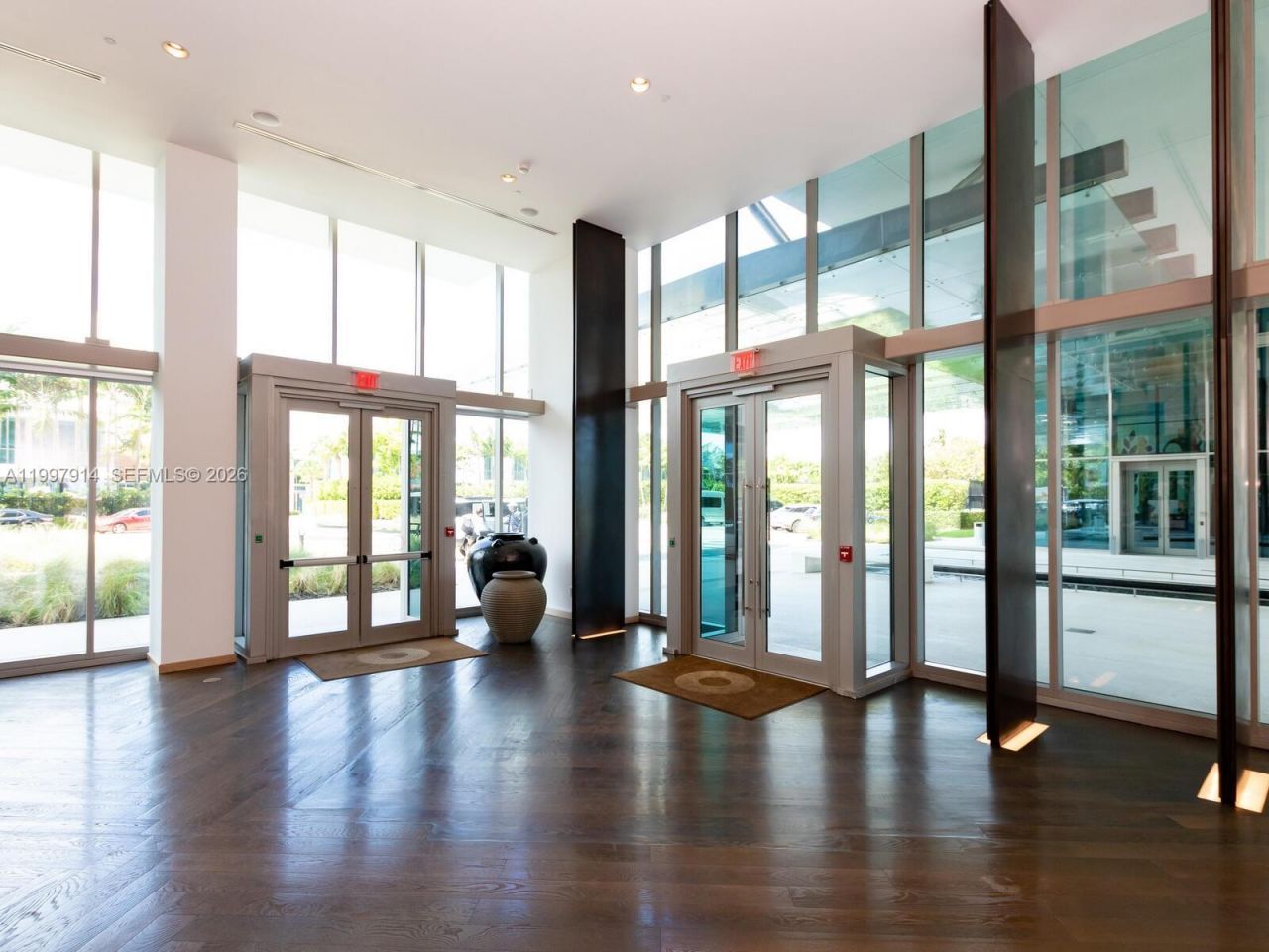 360 Ocean Dr , Unit 304S, Key Biscayne, FL 33149 Photo