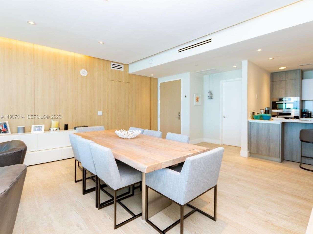 360 Ocean Dr , Unit 304S, Key Biscayne, FL 33149 Photo