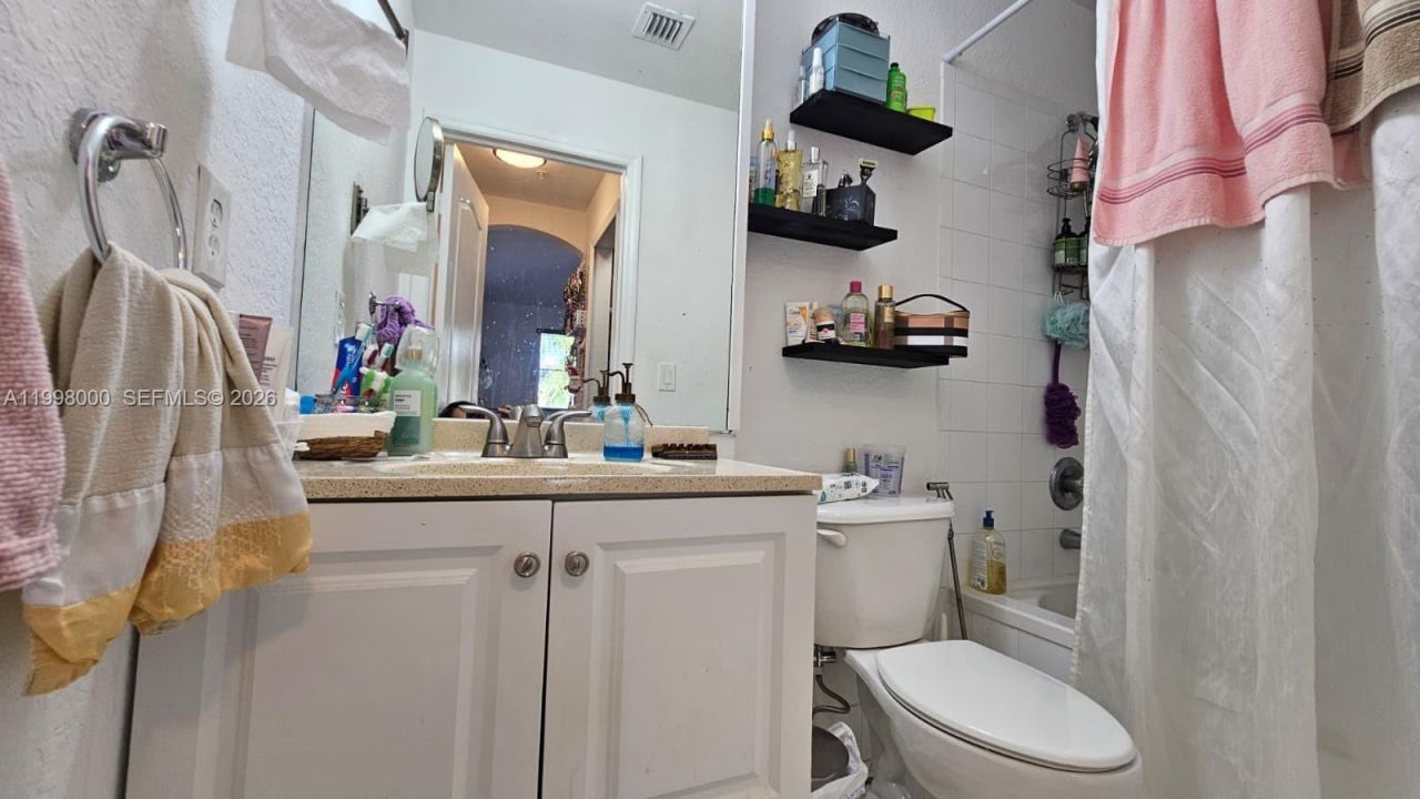 8970 W Flagler St, Unit 206, Miami, FL 33174 Photo