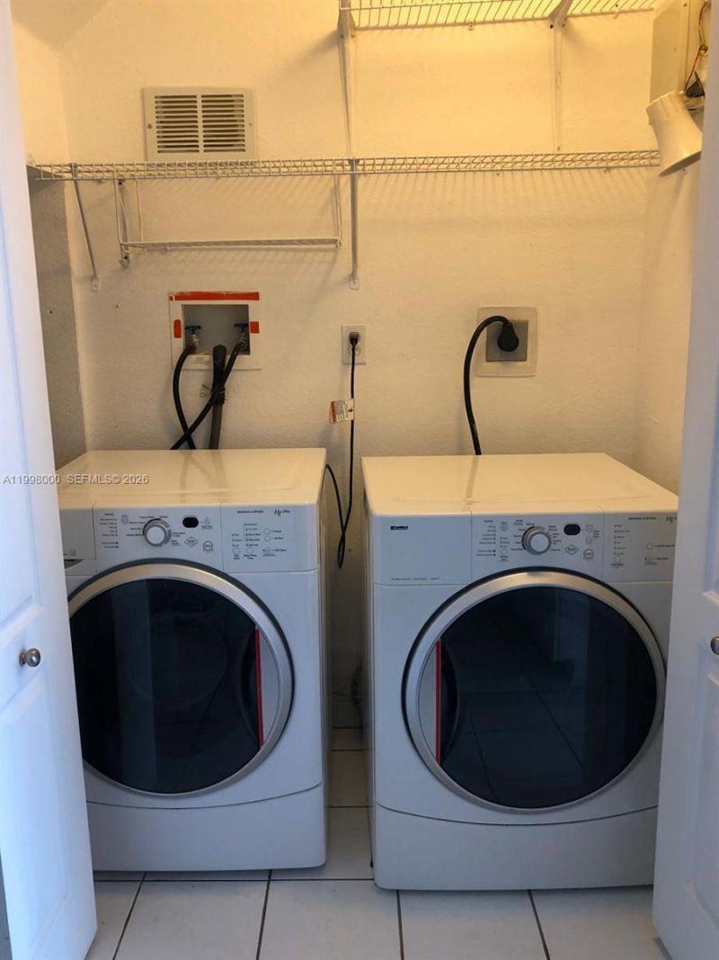 8970 W Flagler St, Unit 206, Miami, FL 33174 Photo