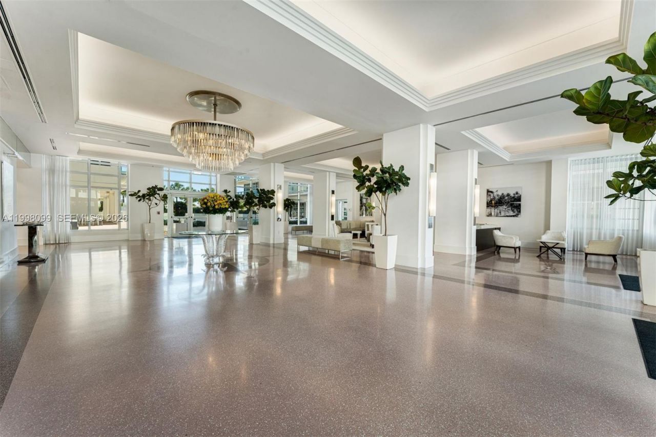 3739 Collins Avenue, Unit N-604, Miami Beach, FL 33140 Photo