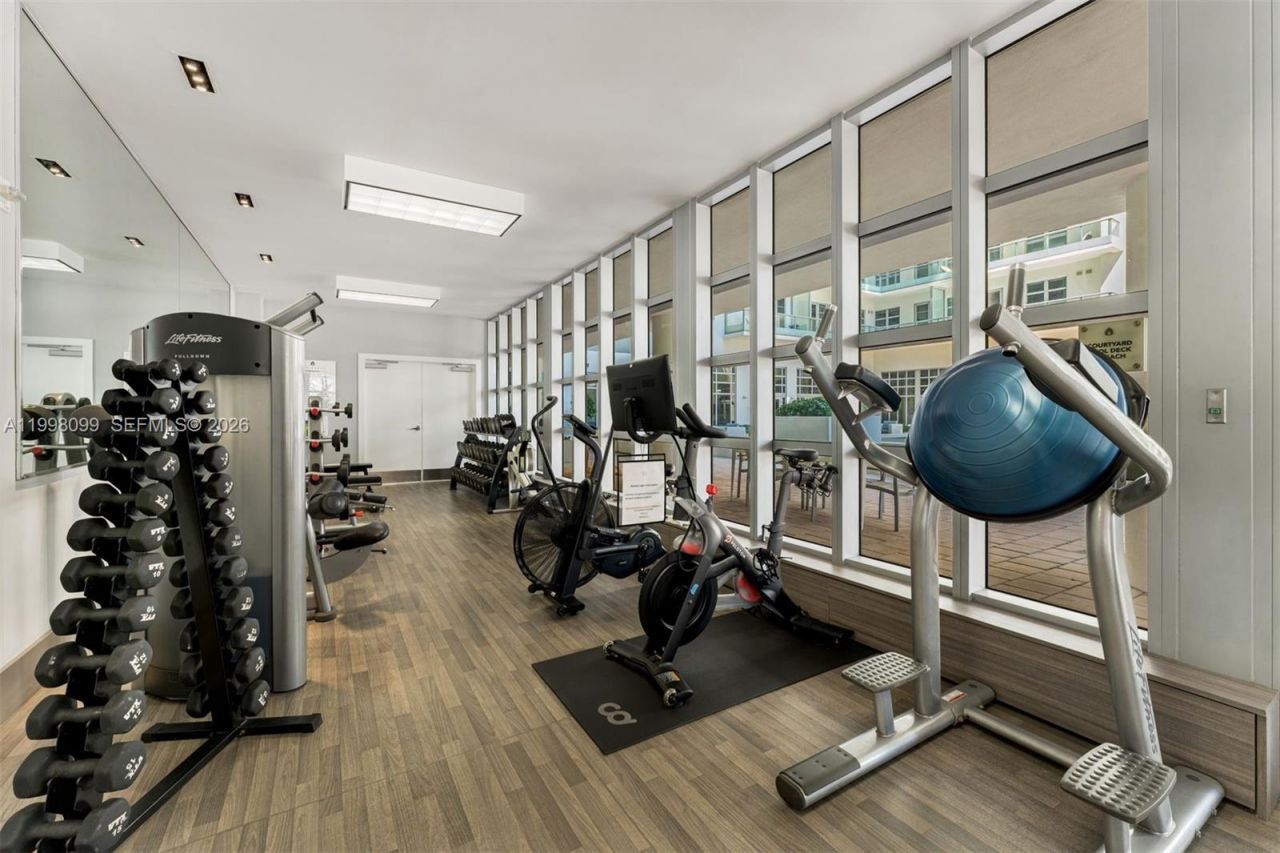 3739 Collins Avenue, Unit N-604, Miami Beach, FL 33140 Photo