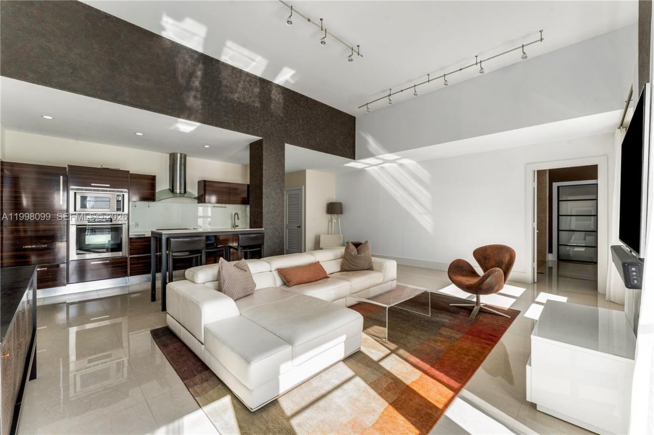 3739 Collins Avenue, Unit N-604, Miami Beach, FL 33140 Photo