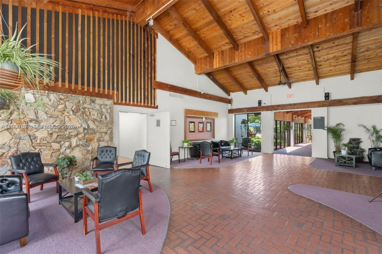 7664 NW 18th St, Unit 204, Margate, FL 33063 Photo