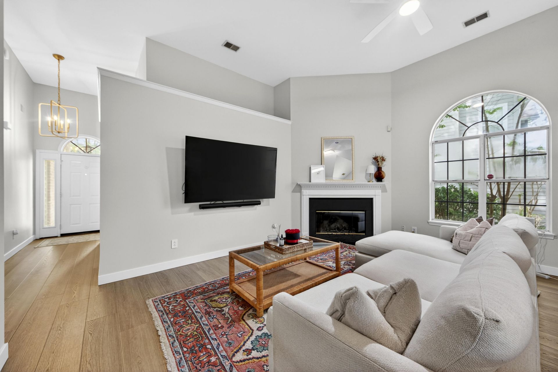 1174 Old Ivy Way Photo 9