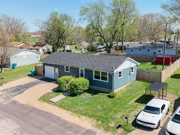 404 Colby Street , Bourbon, MO 65441