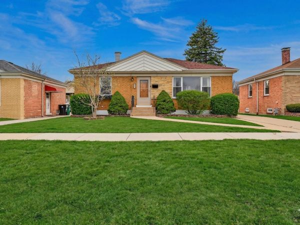 1800 Mayfair Avenue , Westchester, IL 60154