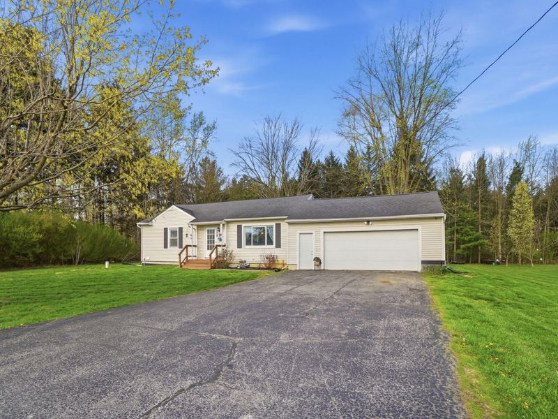 2566 S Grubb Road, Lima, OH 45806 Photo 2