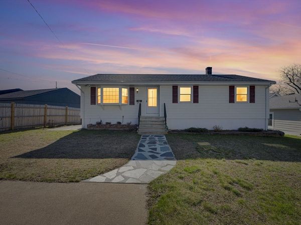 57 Beach St, Milford, MA 01757