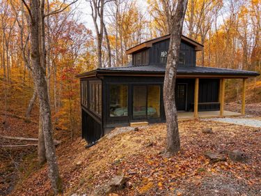 301 Baker Barr Road, Beattyville, KY 41311