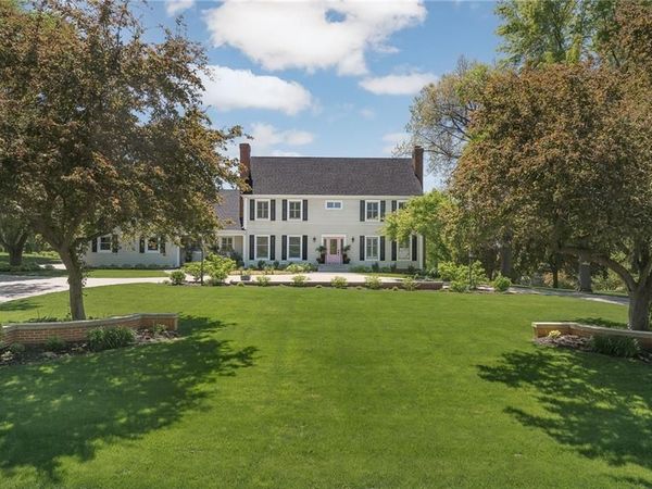12320 Donovan Drive, Country Club, MO 64505