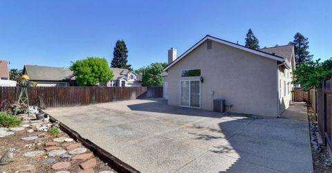 6813 Desta Ct, Elk Grove, CA 95758 Photo