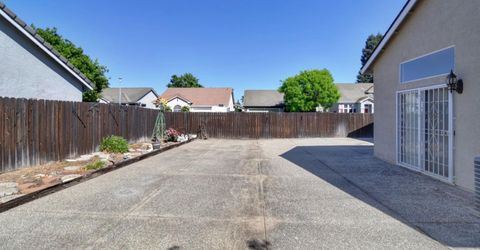 6813 Desta Ct, Elk Grove, CA 95758 Photo