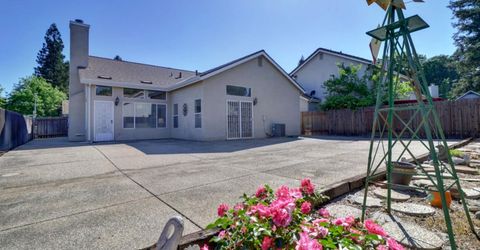 6813 Desta Ct, Elk Grove, CA 95758 Photo