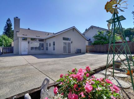 6813 Desta Ct, Elk Grove, CA 95758 Photo