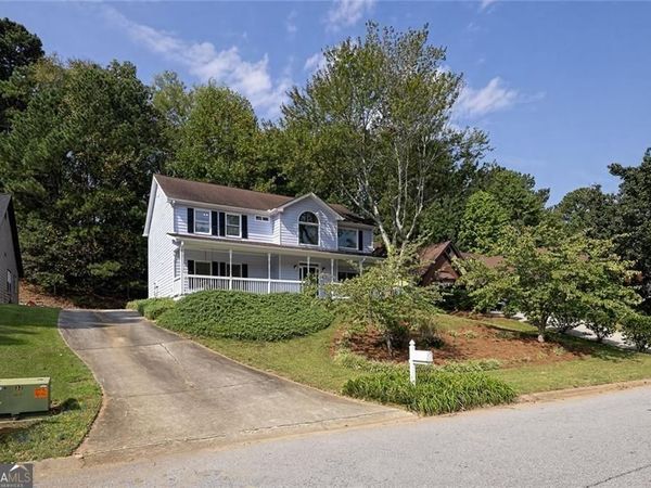 431 Thornbush Trace, Lawrenceville, GA 30046