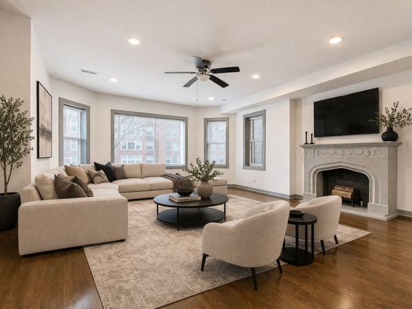 7953 S Essex Avenue , Chicago, IL 60617