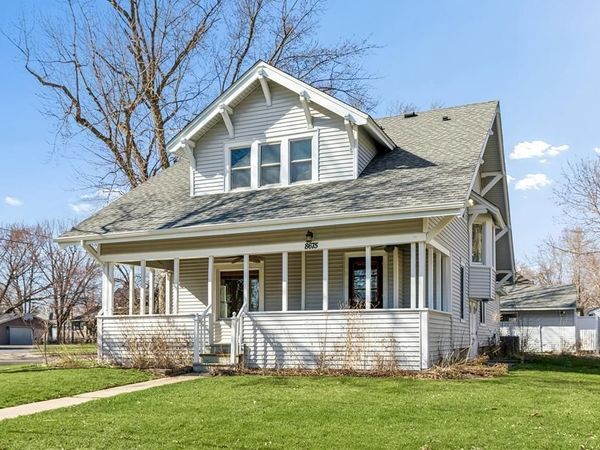 8675 Upper 206th Street W, Lakeville, MN 55044