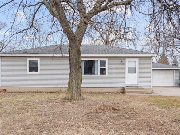 3026 7th Avenue , Anoka, MN 55303