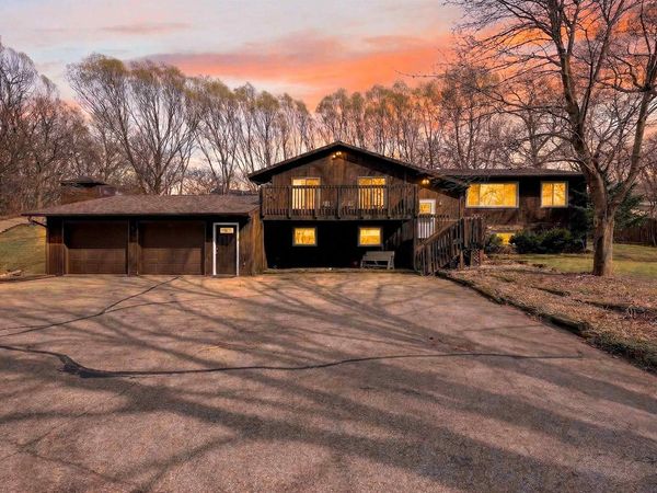 2934 County Rd W, Deerfield, WI 53531