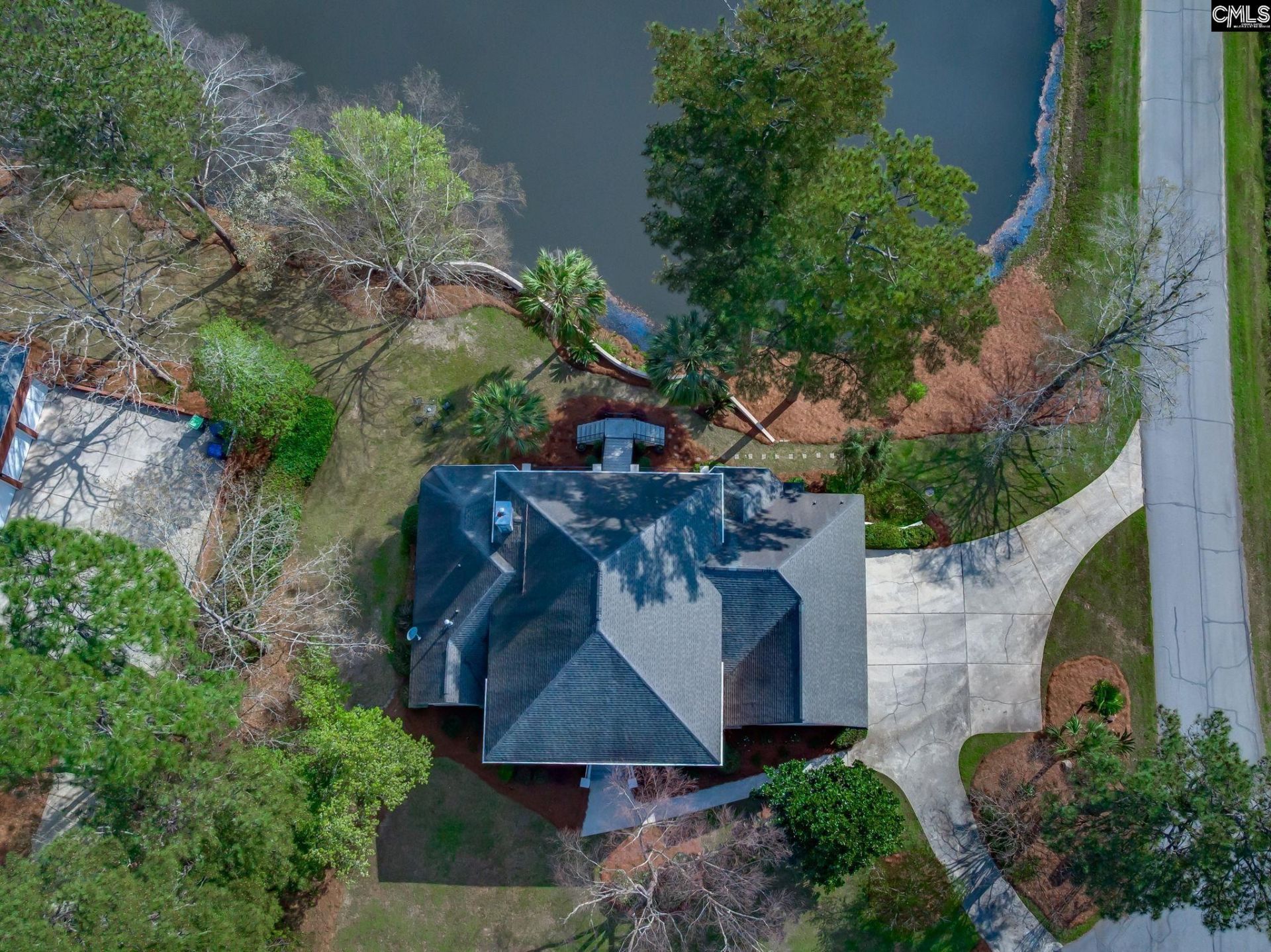 100 Birkdale Drive Photo 4