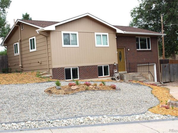 6 Circle Drive , Castle Rock, CO 80104