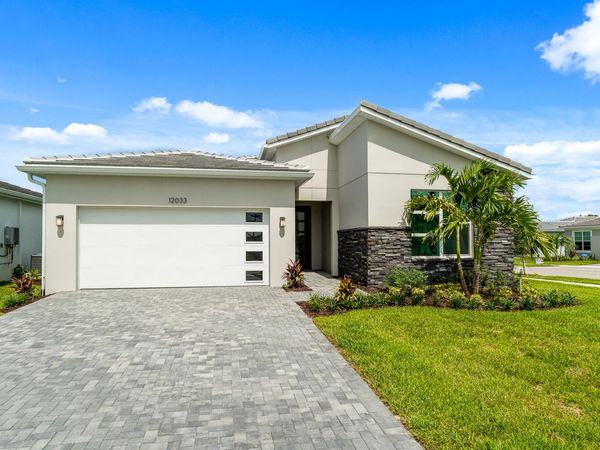 12033 SW Pantone Street, Port St. Lucie, FL 34987