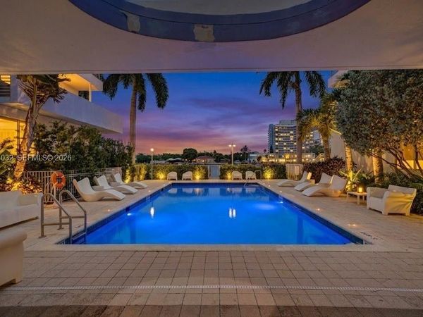 163 N Shore Dr , Unit 163-6, Miami Beach, FL 33141