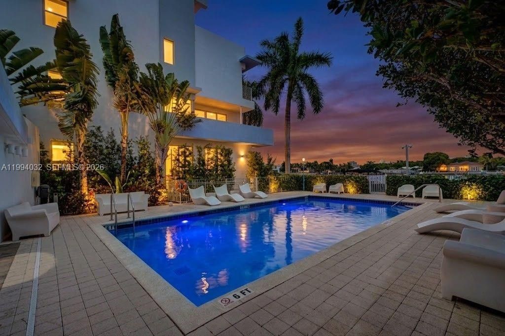 163 N Shore Dr, Unit 163-6, Miami Beach, FL 33141 Photo