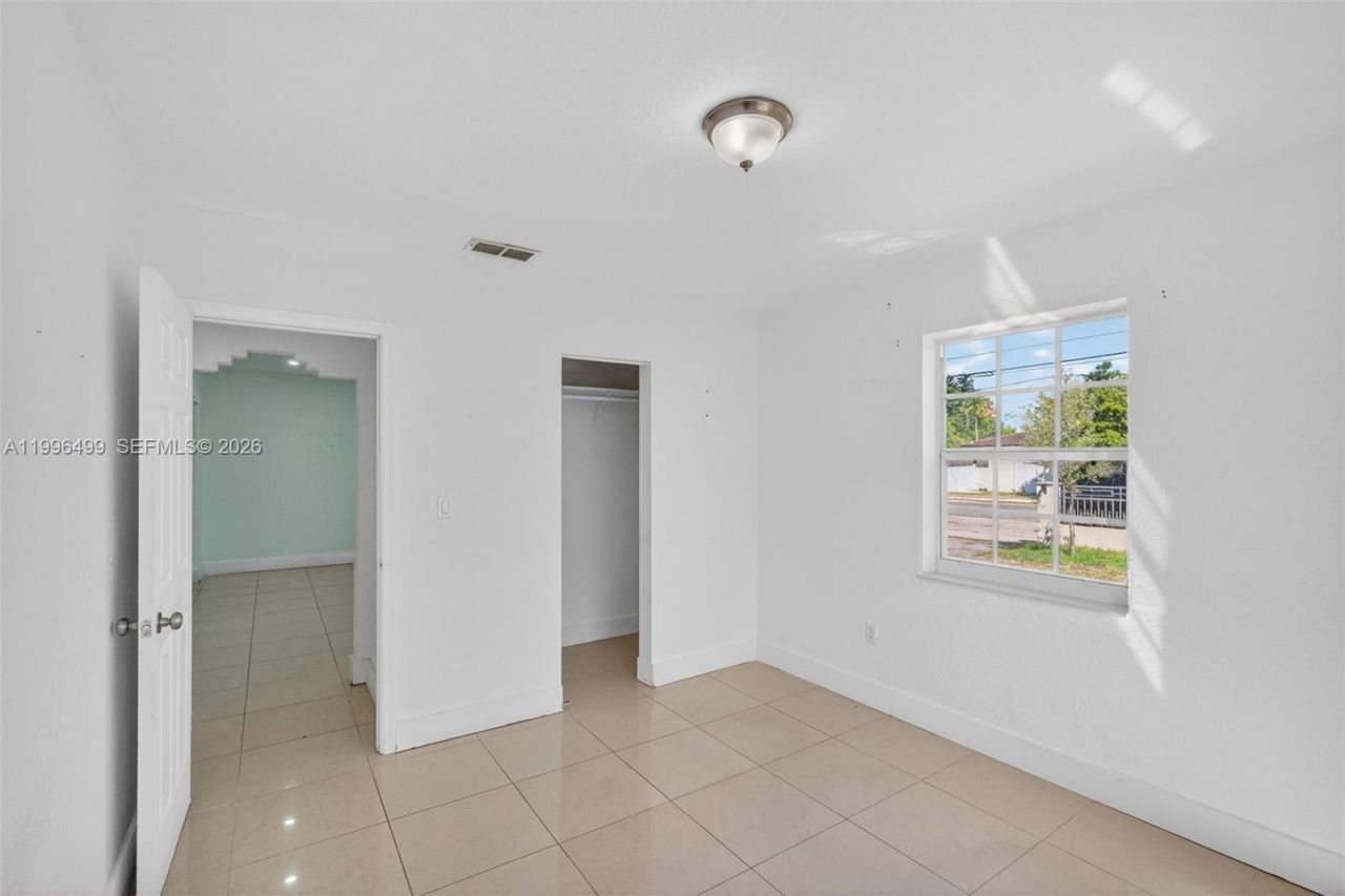 1980 SW 32nd Ave , Miami, FL 33145 Photo